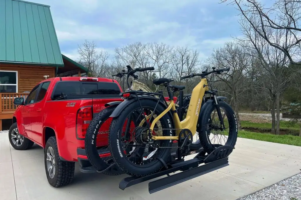 E-Scout Pro Step-Through (White)